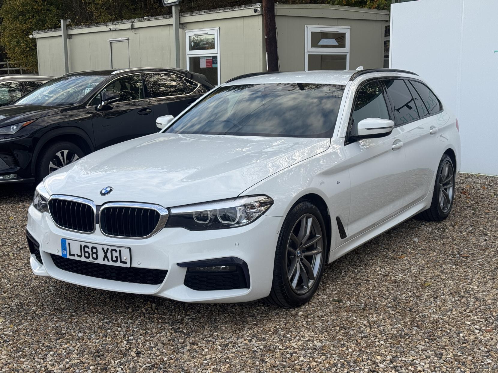 BMW 5 Series 2.0 520i GPF M Sport Touring 5dr Petrol Auto Euro 6 (s/s) (184 ps)