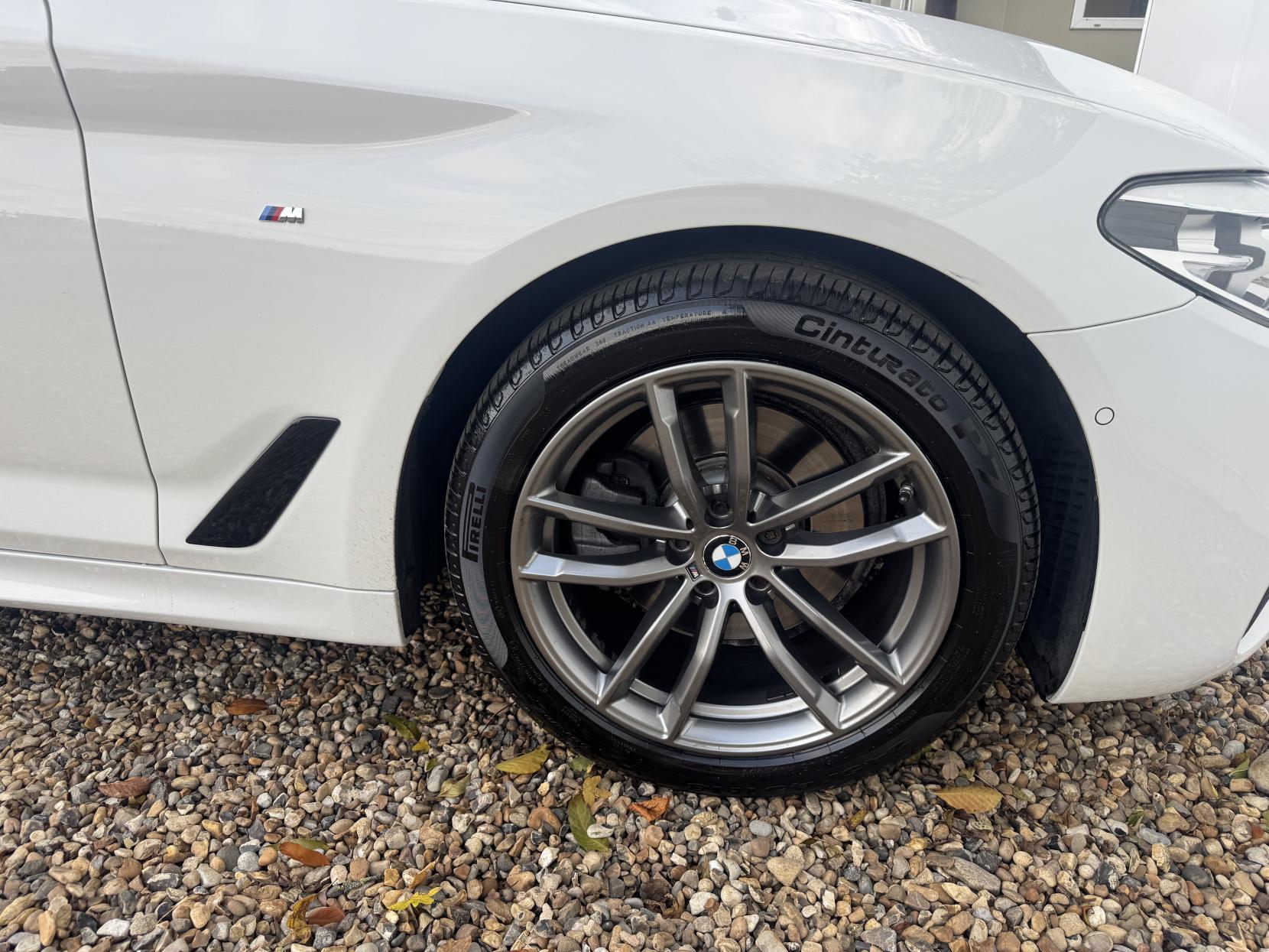 BMW 5 Series 2.0 520i GPF M Sport Touring 5dr Petrol Auto Euro 6 (s/s) (184 ps)