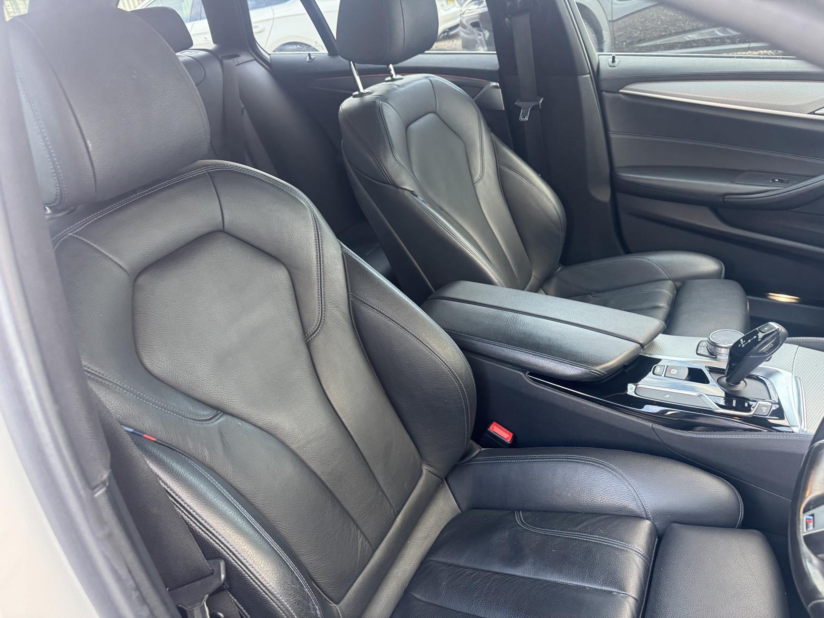 BMW 5 Series 2.0 520i GPF M Sport Touring 5dr Petrol Auto Euro 6 (s/s) (184 ps)