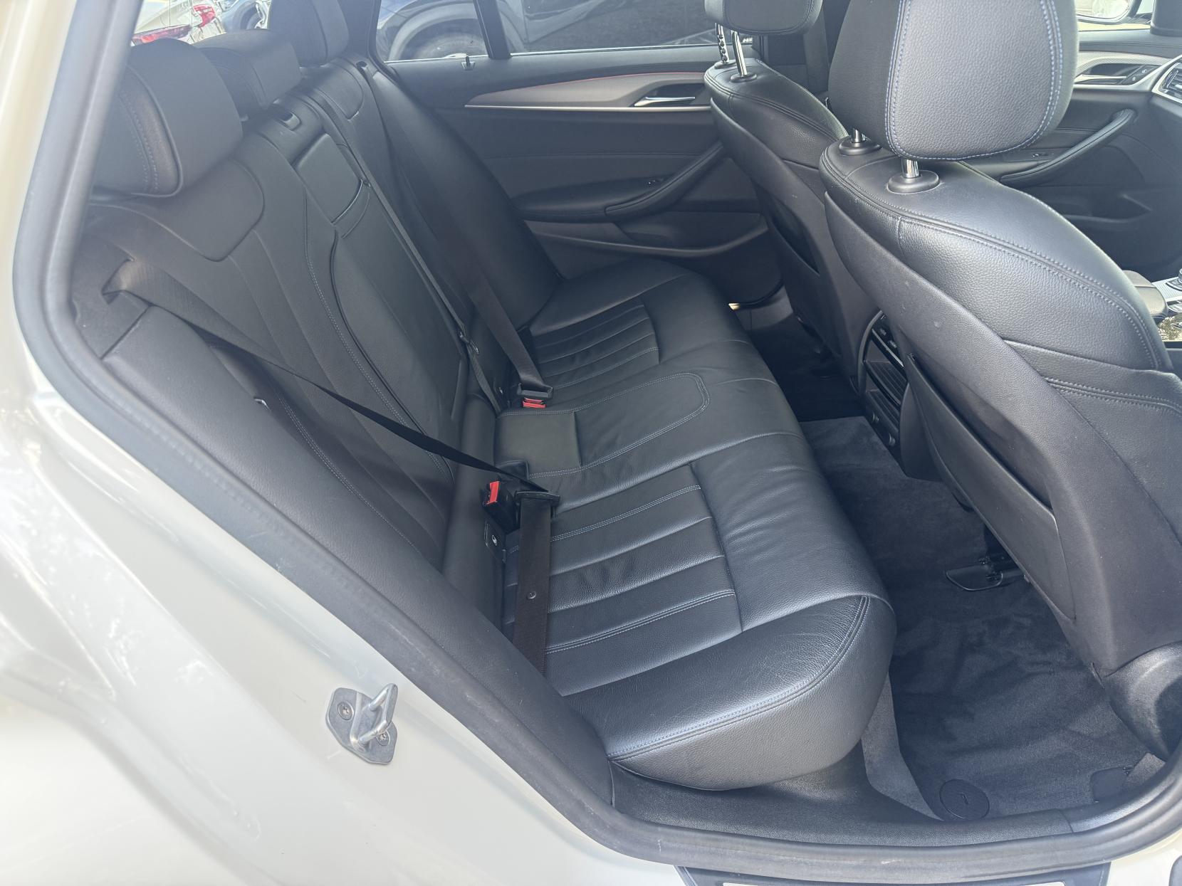 BMW 5 Series 2.0 520i GPF M Sport Touring 5dr Petrol Auto Euro 6 (s/s) (184 ps)