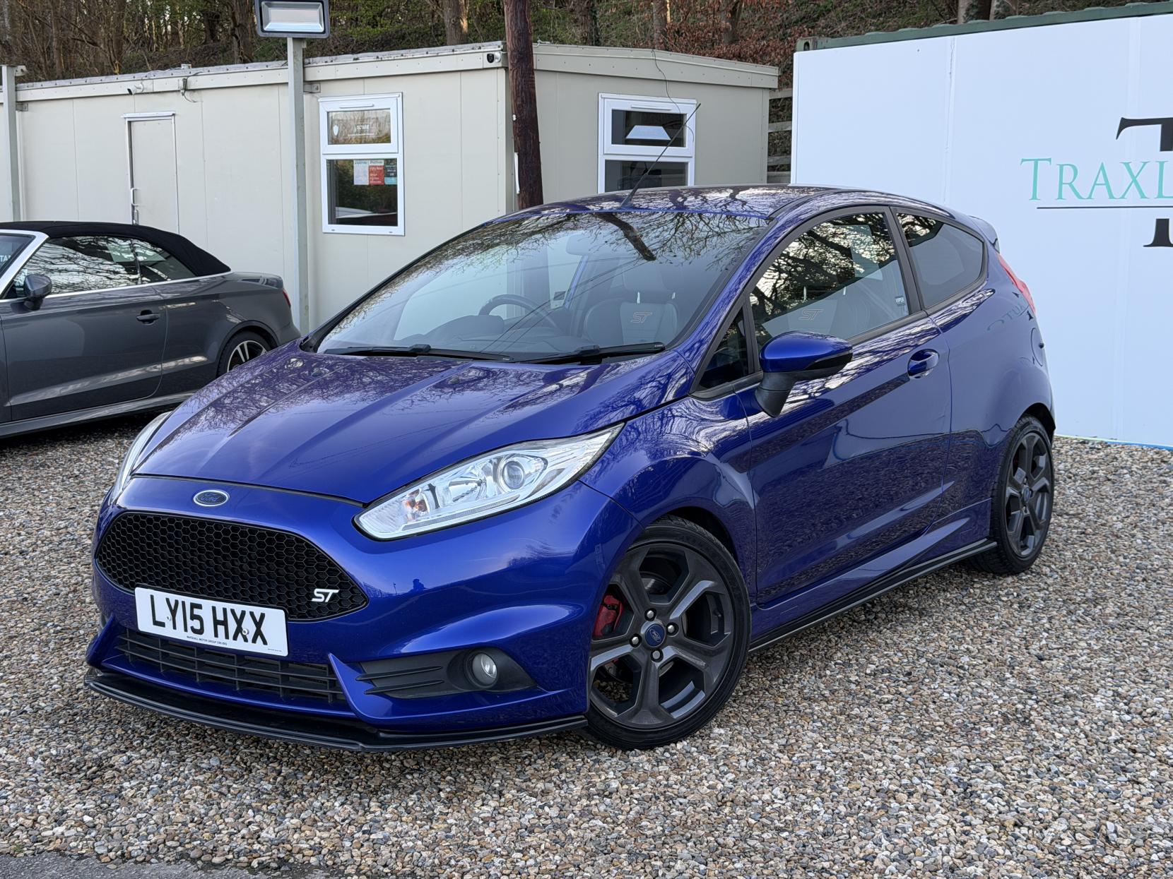 Ford Fiesta 1.6T EcoBoost ST-2 Hatchback 3dr Petrol Manual Euro 5 (182 ps)