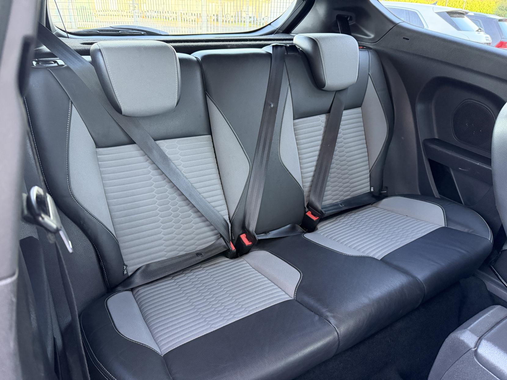 Ford Fiesta 1.6T EcoBoost ST-2 Hatchback 3dr Petrol Manual Euro 5 (182 ps)