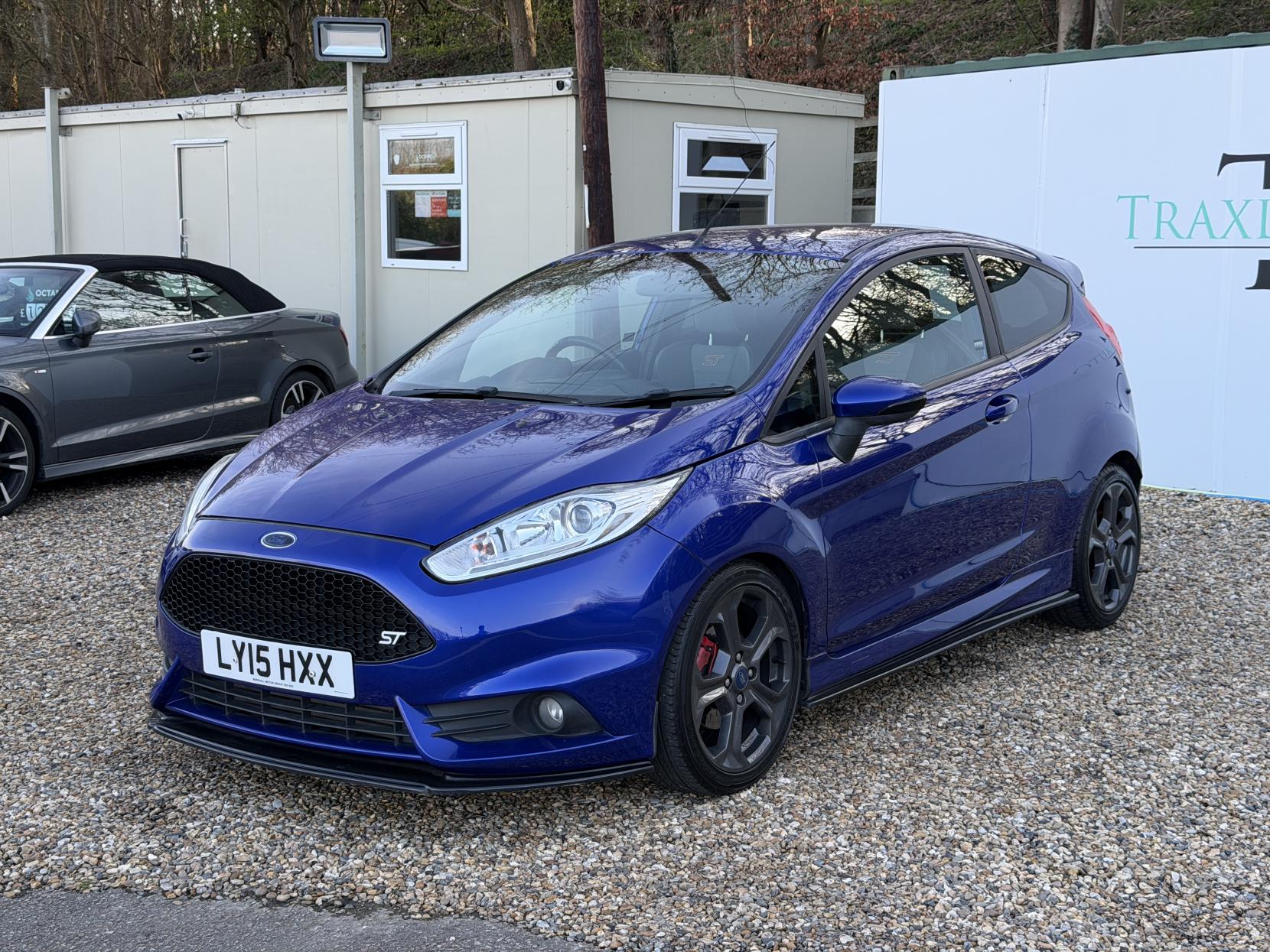 Ford Fiesta 1.6T EcoBoost ST-2 Hatchback 3dr Petrol Manual Euro 5 (182 ps)
