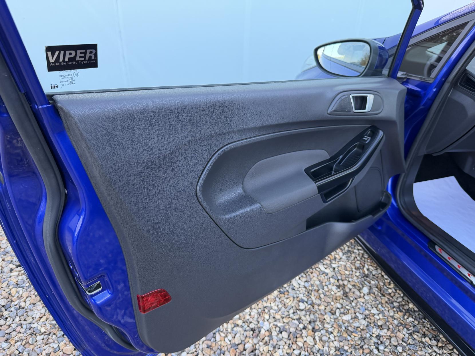 Ford Fiesta 1.6T EcoBoost ST-2 Hatchback 3dr Petrol Manual Euro 5 (182 ps)