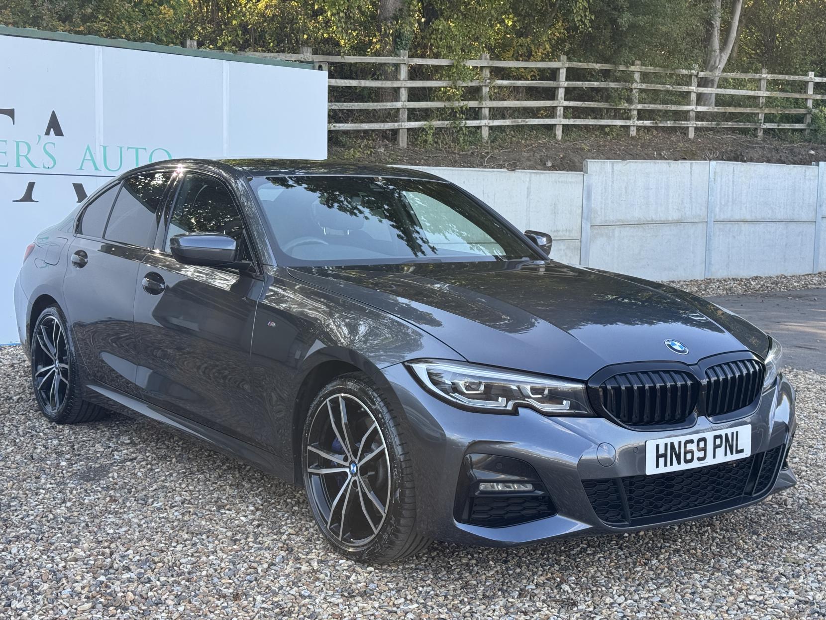 BMW 3 Series 2.0 330e 12kWh M Sport Saloon 4dr Petrol Plug-in Hybrid Auto Euro 6 (s/s) (292 ps)