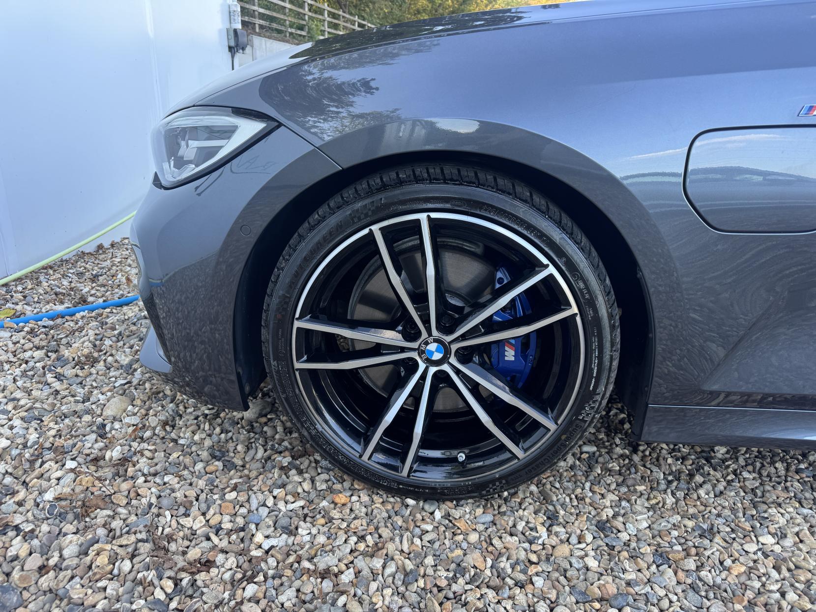 BMW 3 Series 2.0 330e 12kWh M Sport Saloon 4dr Petrol Plug-in Hybrid Auto Euro 6 (s/s) (292 ps)