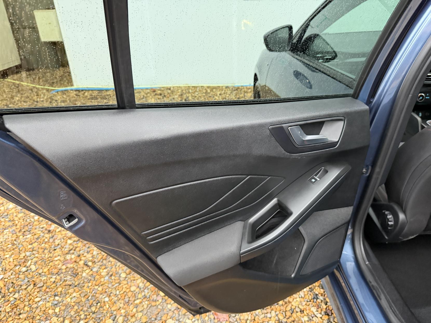 Ford Focus 1.0T EcoBoost ST-Line Hatchback 5dr Petrol Manual Euro 6 (s/s) (125 ps)