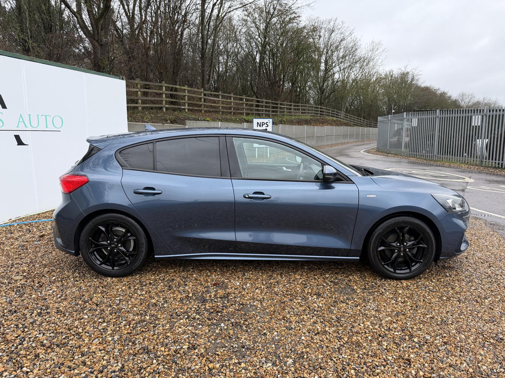 Ford Focus 1.0T EcoBoost ST-Line Hatchback 5dr Petrol Manual Euro 6 (s/s) (125 ps)