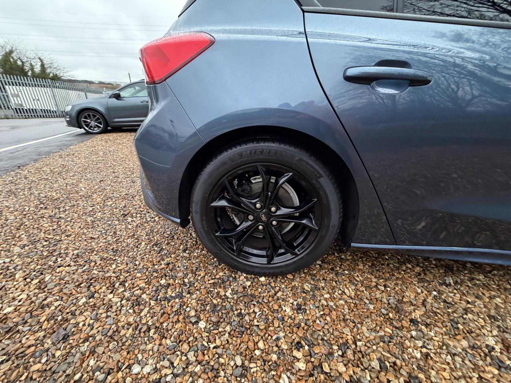 Ford Focus 1.0T EcoBoost ST-Line Hatchback 5dr Petrol Manual Euro 6 (s/s) (125 ps)