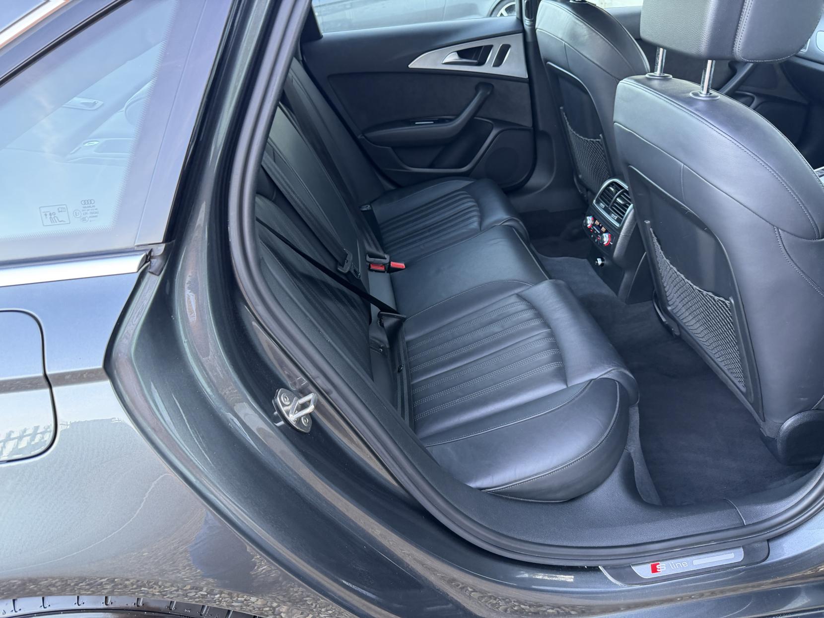 Audi A6 Saloon 2.0 TDI ultra S line Saloon 4dr Diesel S Tronic Euro 6 (s/s) (190 ps)