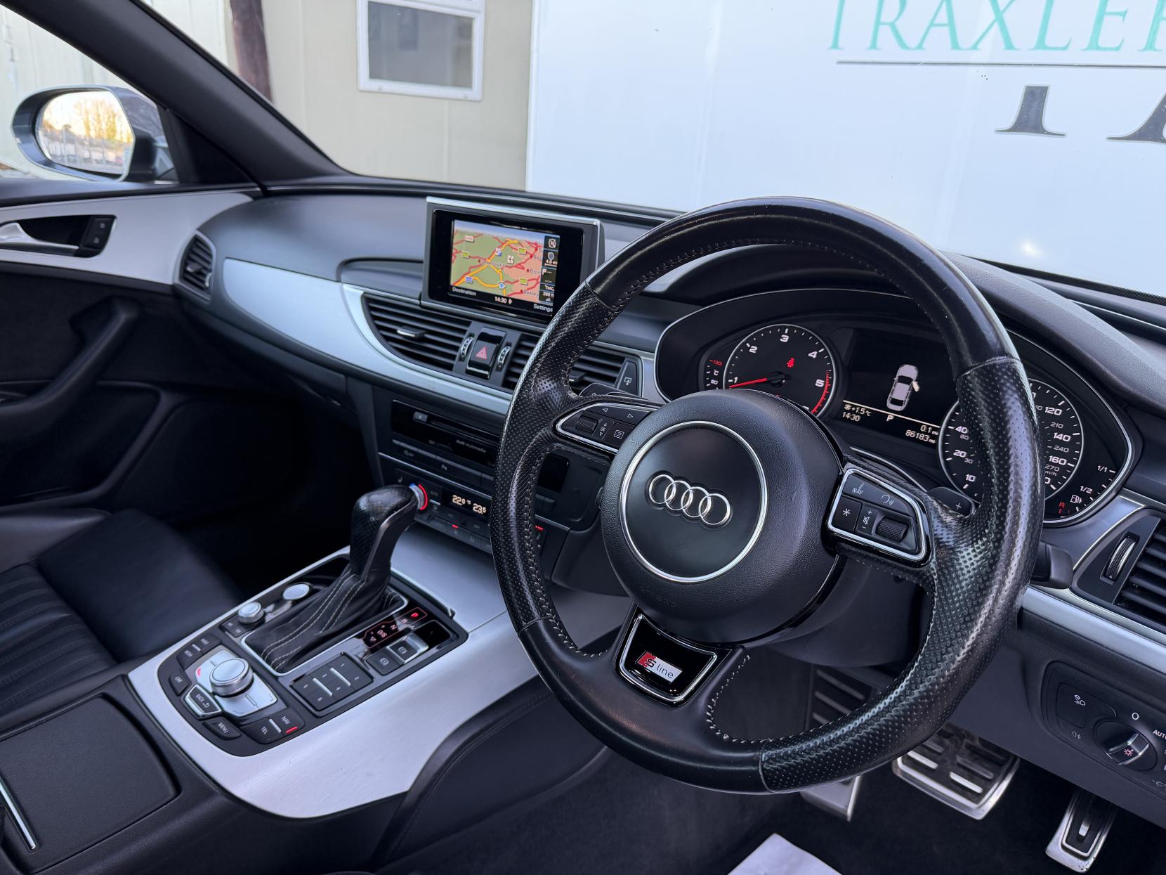 Audi A6 Saloon 2.0 TDI ultra S line Saloon 4dr Diesel S Tronic Euro 6 (s/s) (190 ps)