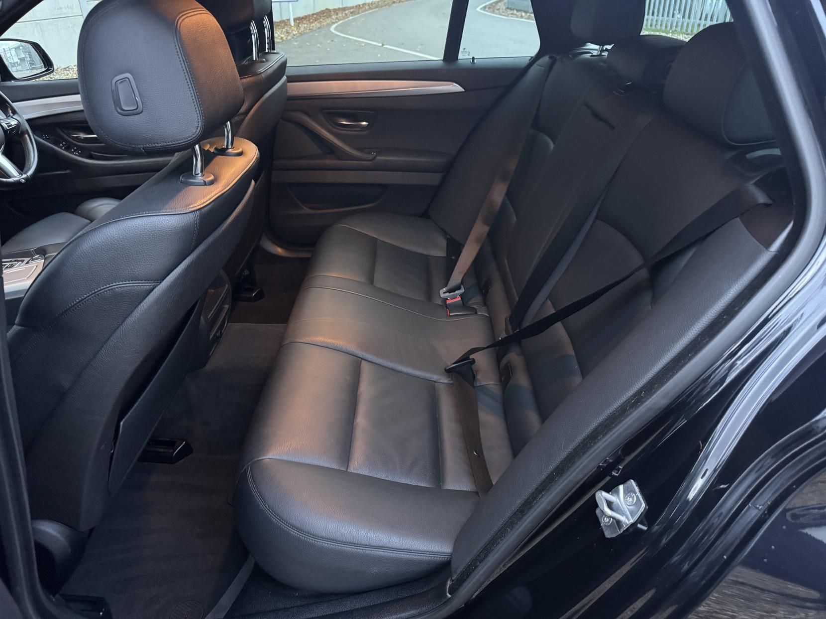 BMW 5 Series 2.0 520d M Sport Touring 5dr Diesel Auto Euro 6 (s/s) (184 ps)