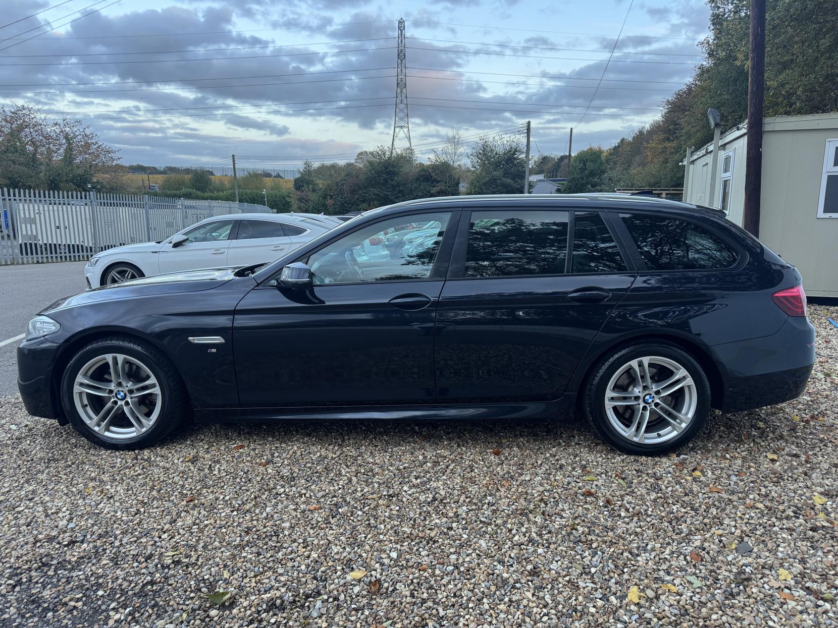 BMW 5 Series 2.0 520d M Sport Touring 5dr Diesel Auto Euro 6 (s/s) (184 ps)