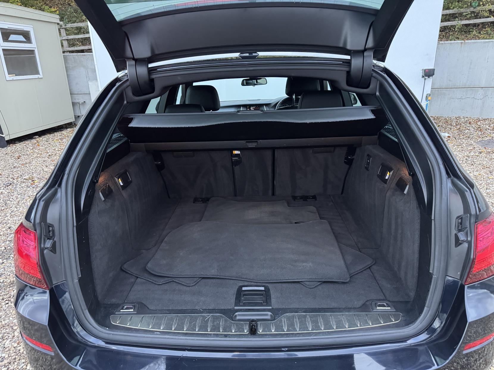 BMW 5 Series 2.0 520d M Sport Touring 5dr Diesel Auto Euro 6 (s/s) (184 ps)