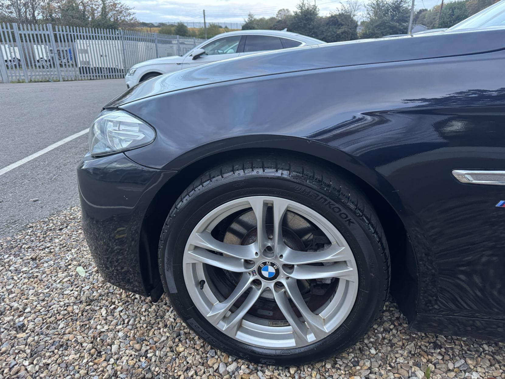 BMW 5 Series 2.0 520d M Sport Touring 5dr Diesel Auto Euro 6 (s/s) (184 ps)