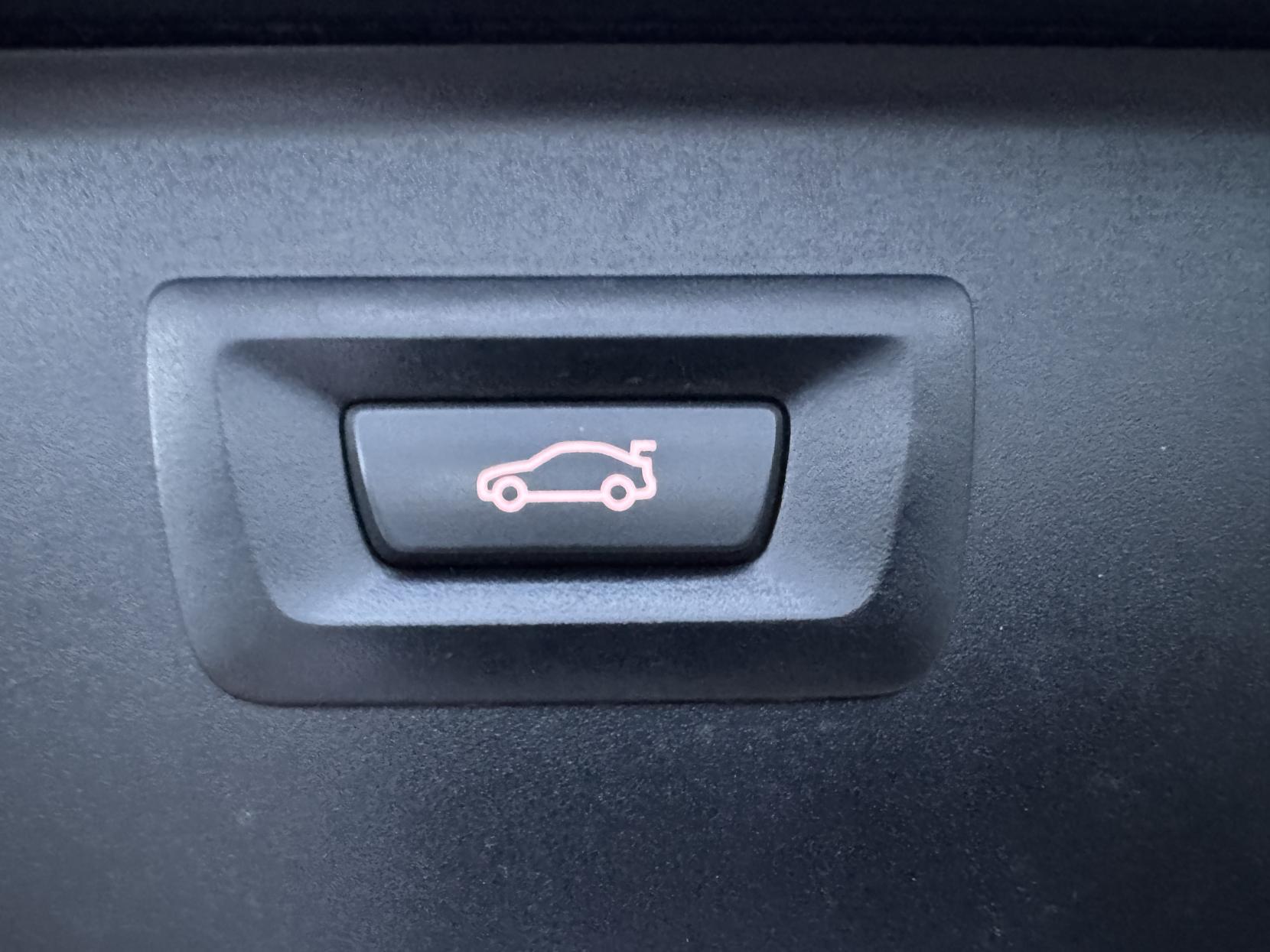 BMW 5 Series 2.0 520d M Sport Touring 5dr Diesel Auto Euro 6 (s/s) (184 ps)