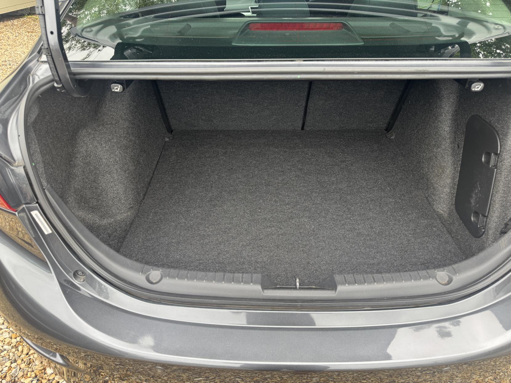 Mazda Mazda3 2.0 SKYACTIV-G Sport Nav Fastback 4dr Petrol Manual Euro 5 (s/s) (120 ps)