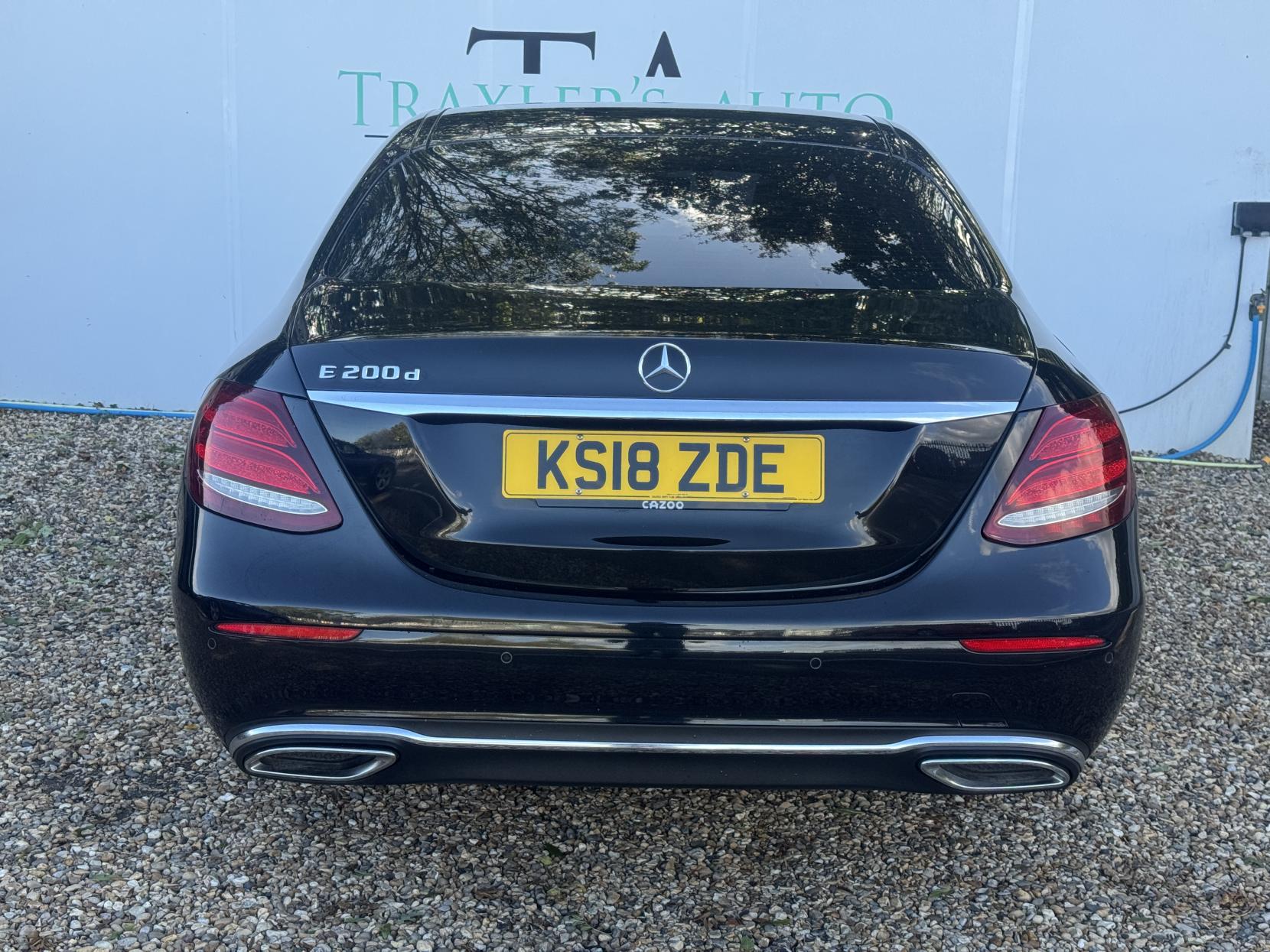Mercedes-Benz E Class 2.0 E200d SE Saloon 4dr Diesel G-Tronic+ Euro 6 (s/s) (150 ps)