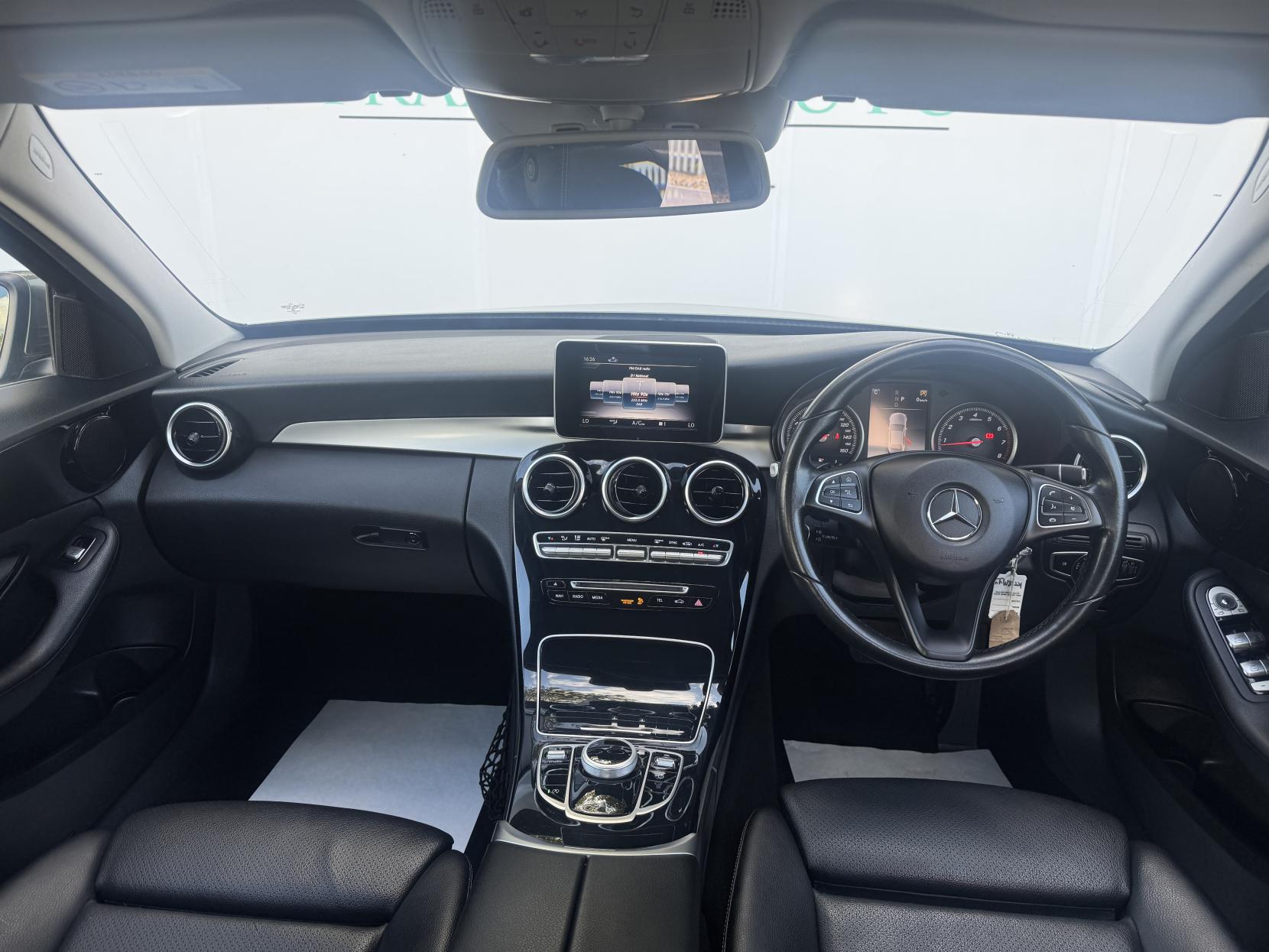Mercedes-Benz C Class 2.0 C200 SE Saloon 4dr Petrol G-Tronic+ Euro 6 (s/s) (184 ps)