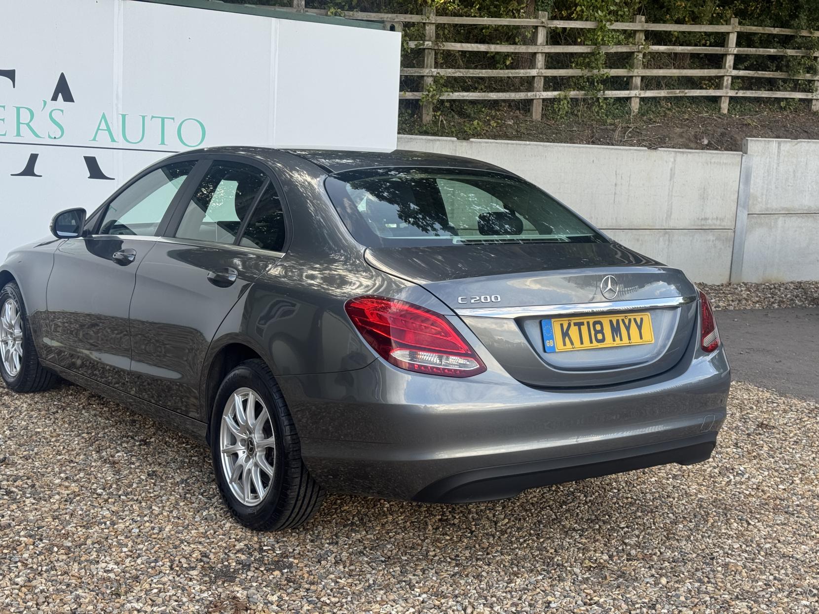 Mercedes-Benz C Class 2.0 C200 SE Saloon 4dr Petrol G-Tronic+ Euro 6 (s/s) (184 ps)