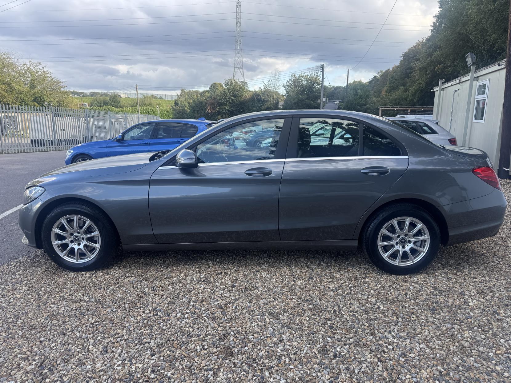 Mercedes-Benz C Class 2.0 C200 SE Saloon 4dr Petrol G-Tronic+ Euro 6 (s/s) (184 ps)