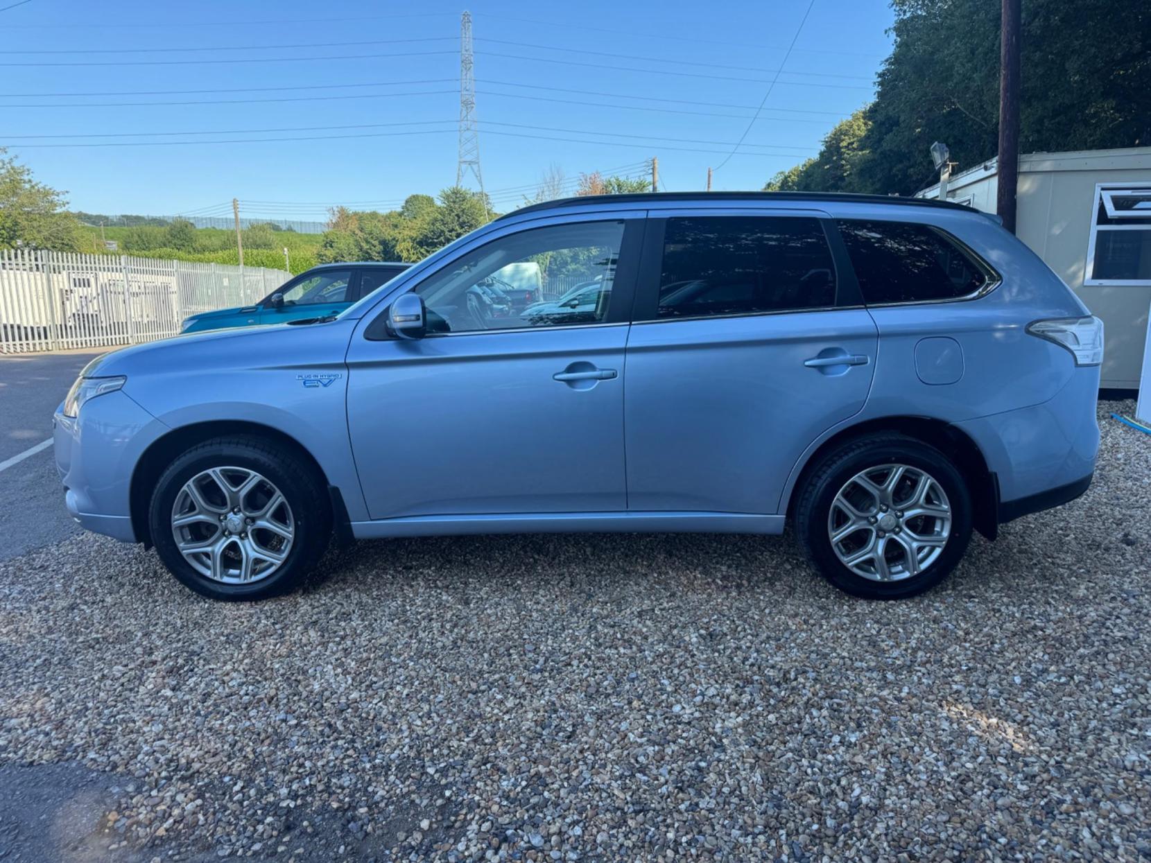Mitsubishi Outlander 2.0h 12kWh GX4h CVT 4WD Euro 5 (s/s) 5dr