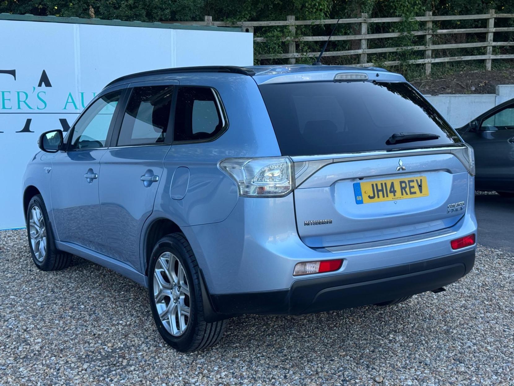 Mitsubishi Outlander 2.0h 12kWh GX4h CVT 4WD Euro 5 (s/s) 5dr