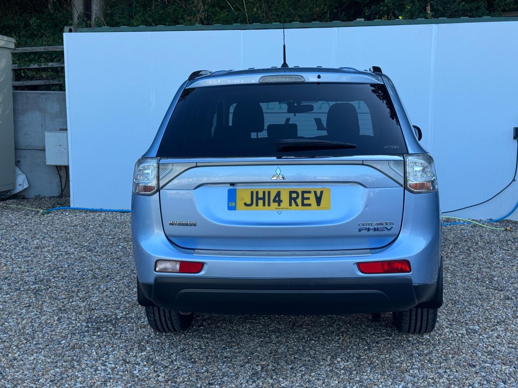 Mitsubishi Outlander 2.0h 12kWh GX4h CVT 4WD Euro 5 (s/s) 5dr