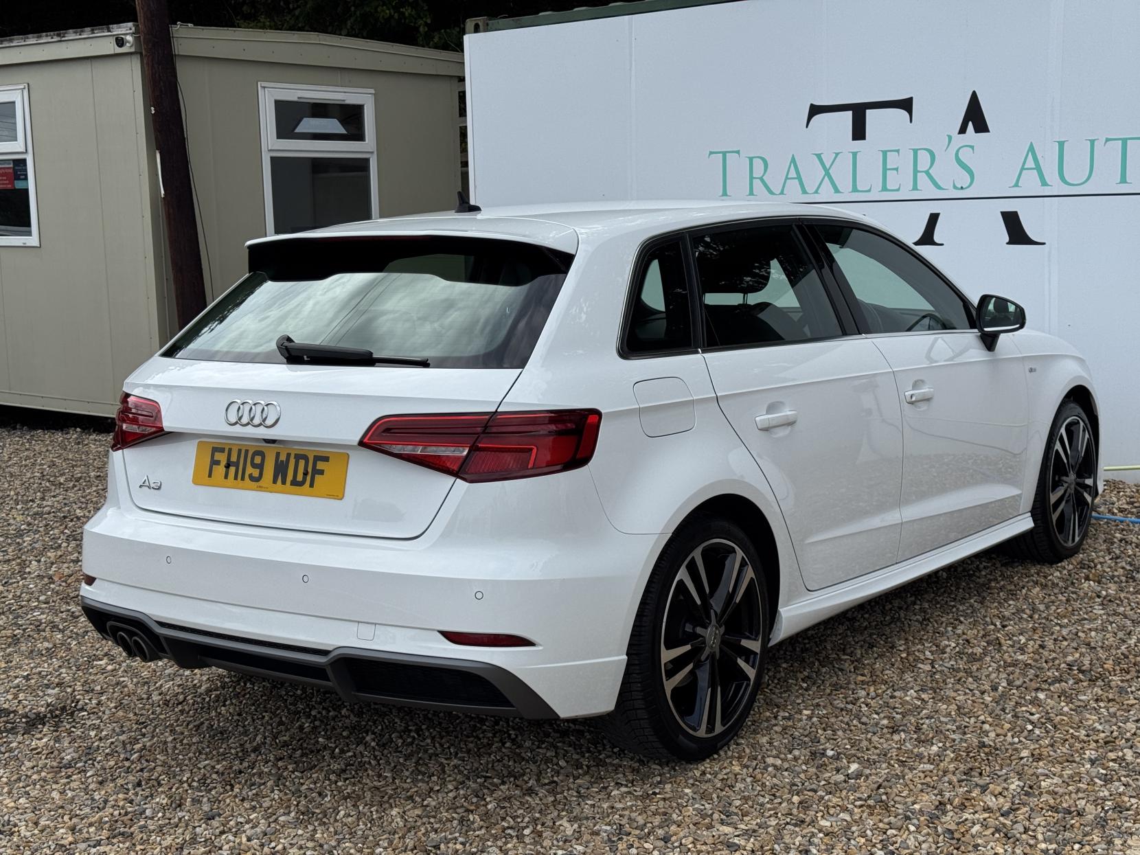 Audi A3 2.0 TDI 35 S line Sportback 5dr Diesel S Tronic Euro 6 (s/s) (150 ps)