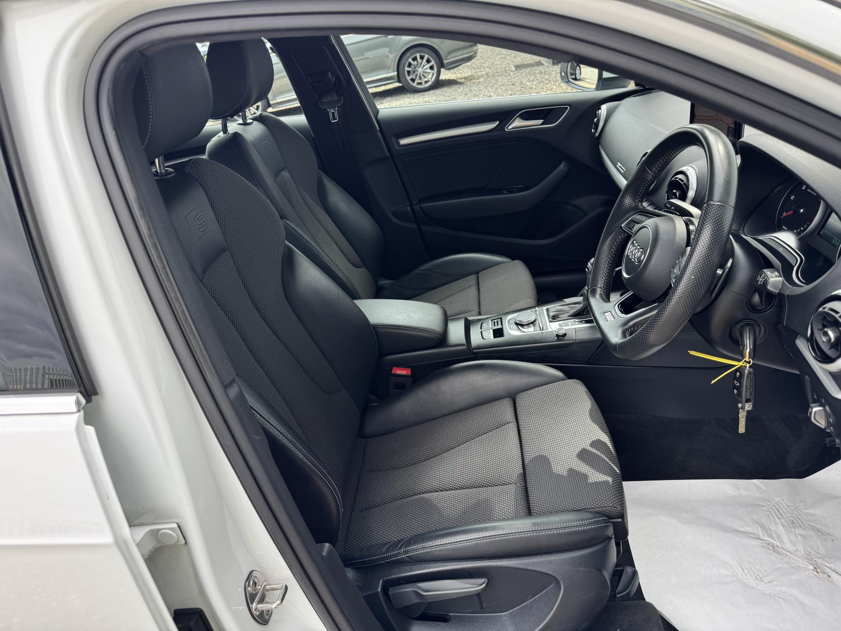 Audi A3 2.0 TDI 35 S line Sportback 5dr Diesel S Tronic Euro 6 (s/s) (150 ps)
