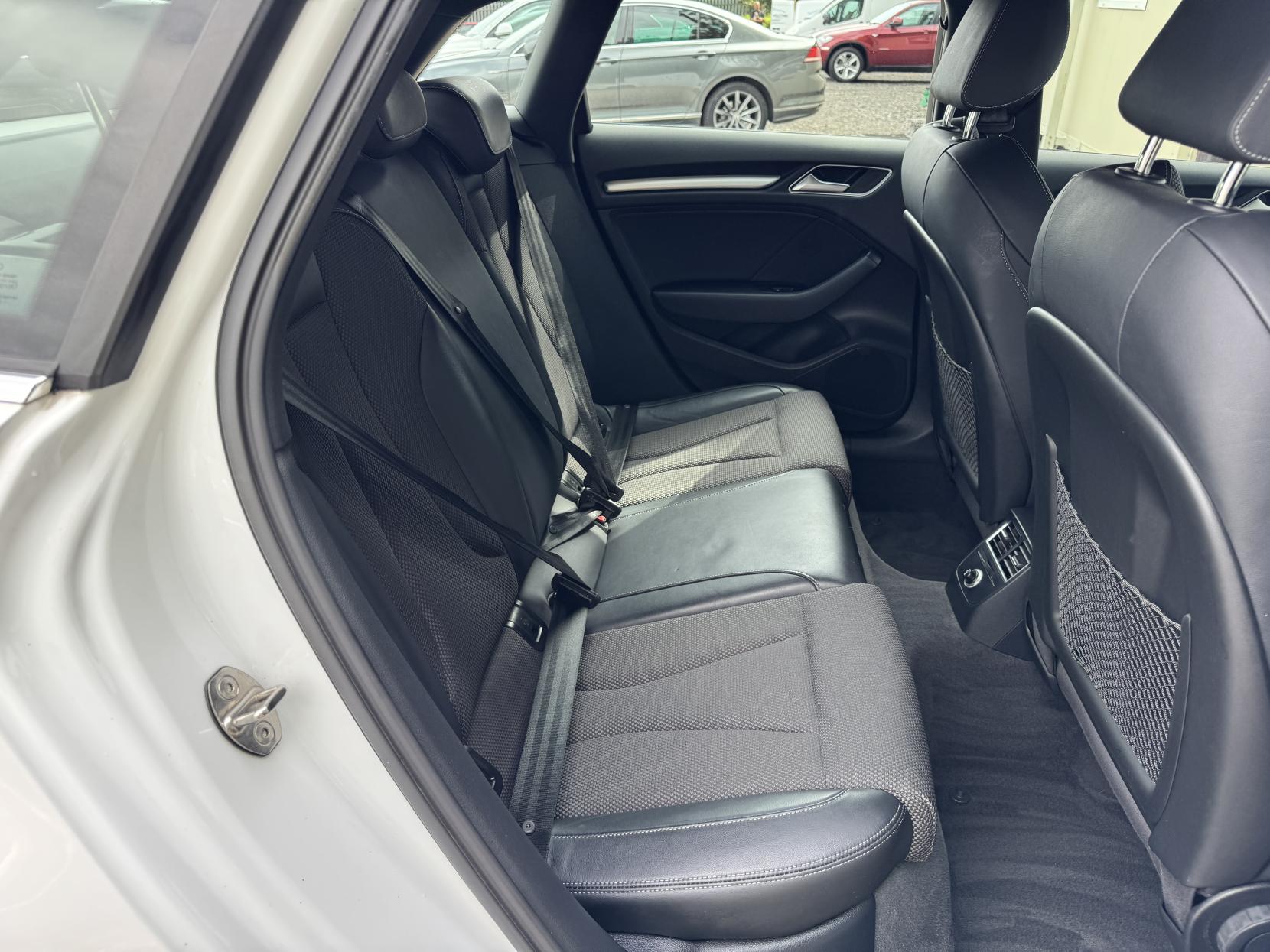 Audi A3 2.0 TDI 35 S line Sportback 5dr Diesel S Tronic Euro 6 (s/s) (150 ps)