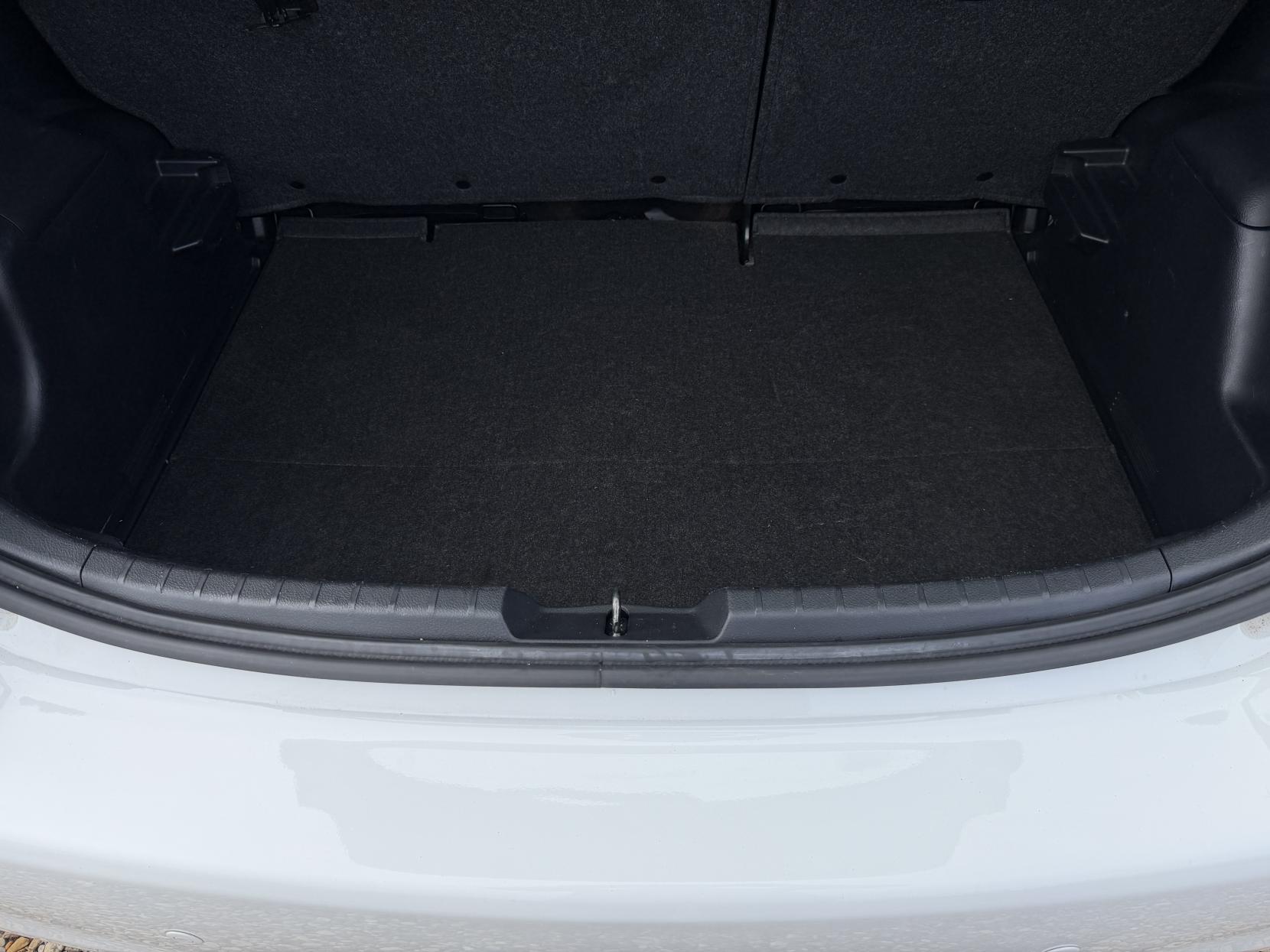 Toyota Yaris 1.33 Dual VVT-i Icon Hatchback 5dr Petrol Manual Euro 5 Euro 5 (99 ps)