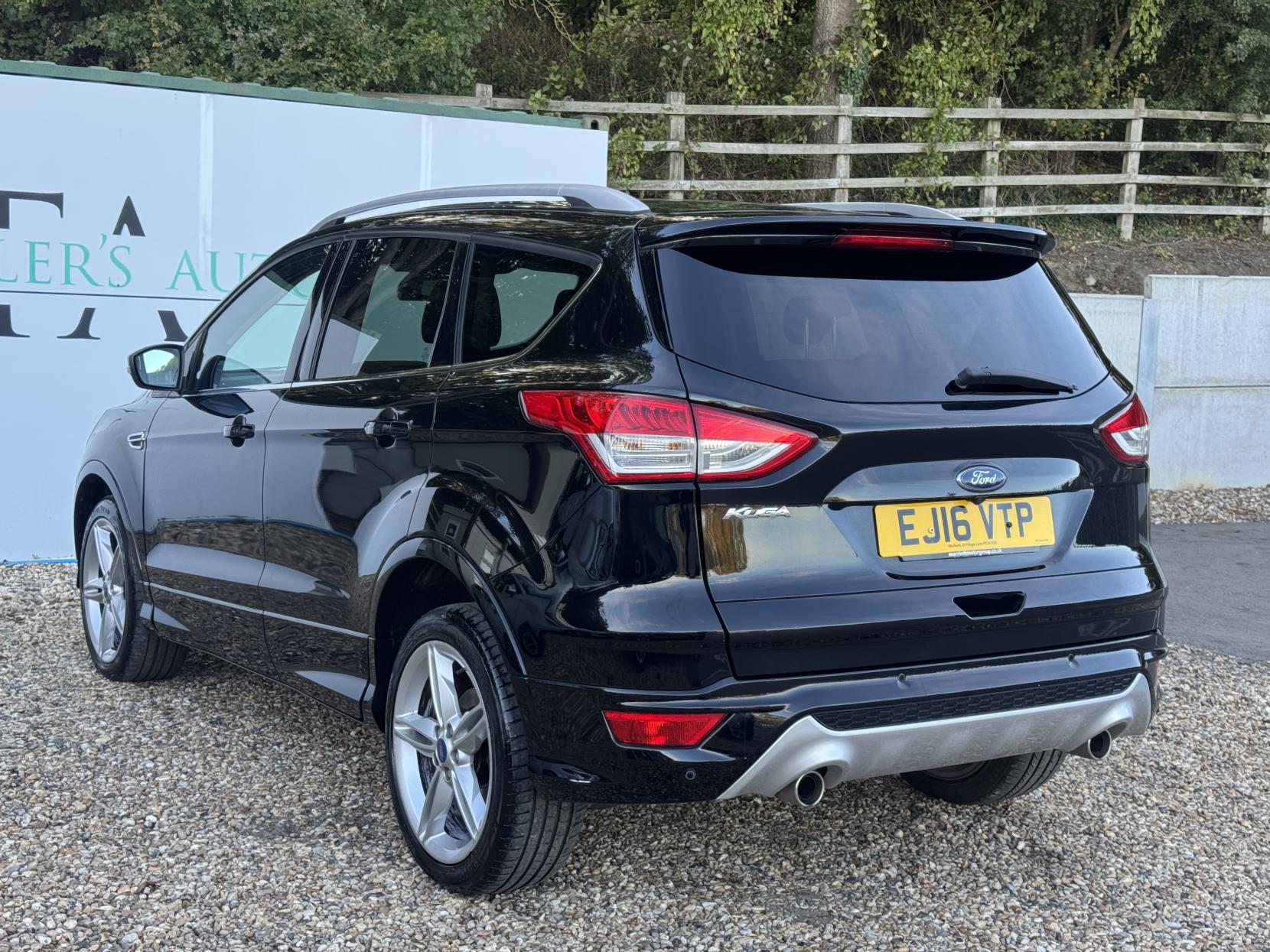 Ford Kuga 2.0 TDCi Titanium X Sport SUV 5dr Diesel Powershift AWD Euro 6 (s/s) (180 ps)