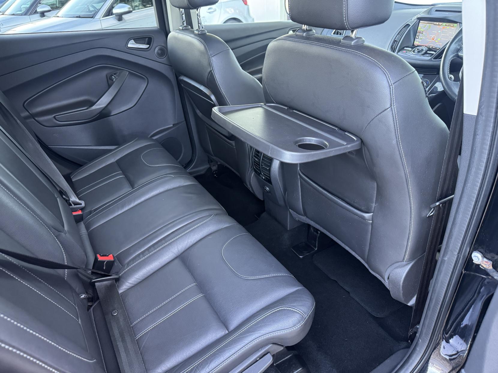 Ford Kuga 2.0 TDCi Titanium X Sport SUV 5dr Diesel Powershift AWD Euro 6 (s/s) (180 ps)