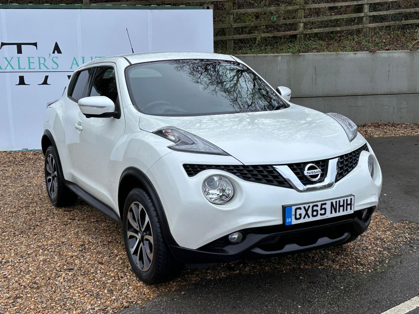 Nissan Juke 1.6 Tekna SUV 5dr Petrol XTRON Euro 6 (117 ps)