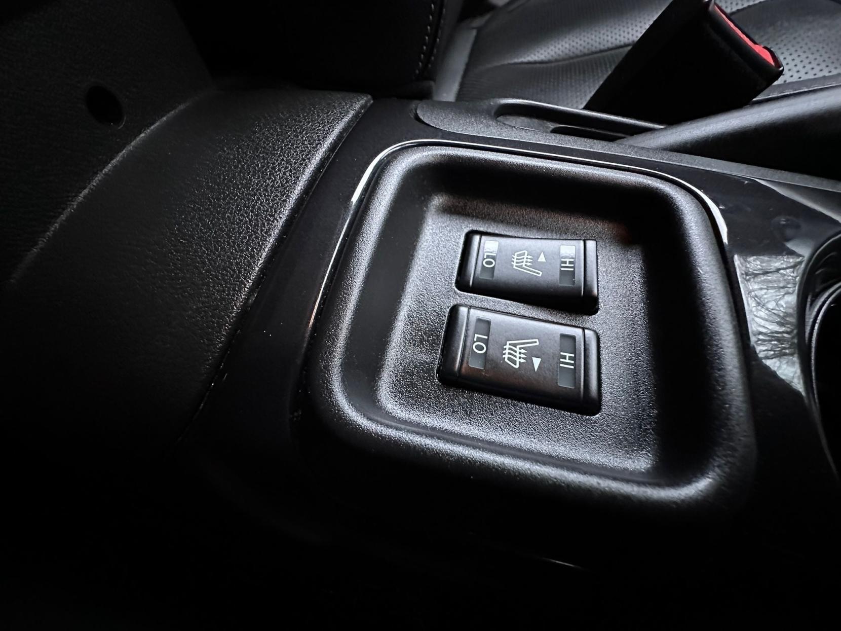 Nissan Juke 1.6 Tekna SUV 5dr Petrol XTRON Euro 6 (117 ps)