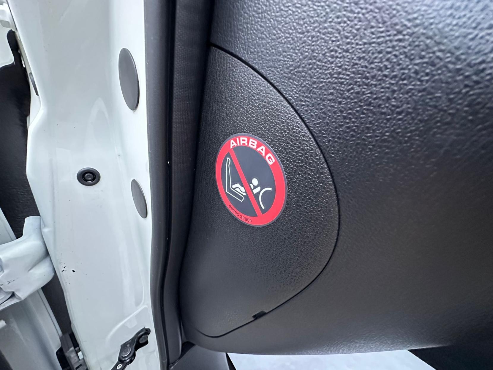 Nissan Juke 1.6 Tekna SUV 5dr Petrol XTRON Euro 6 (117 ps)