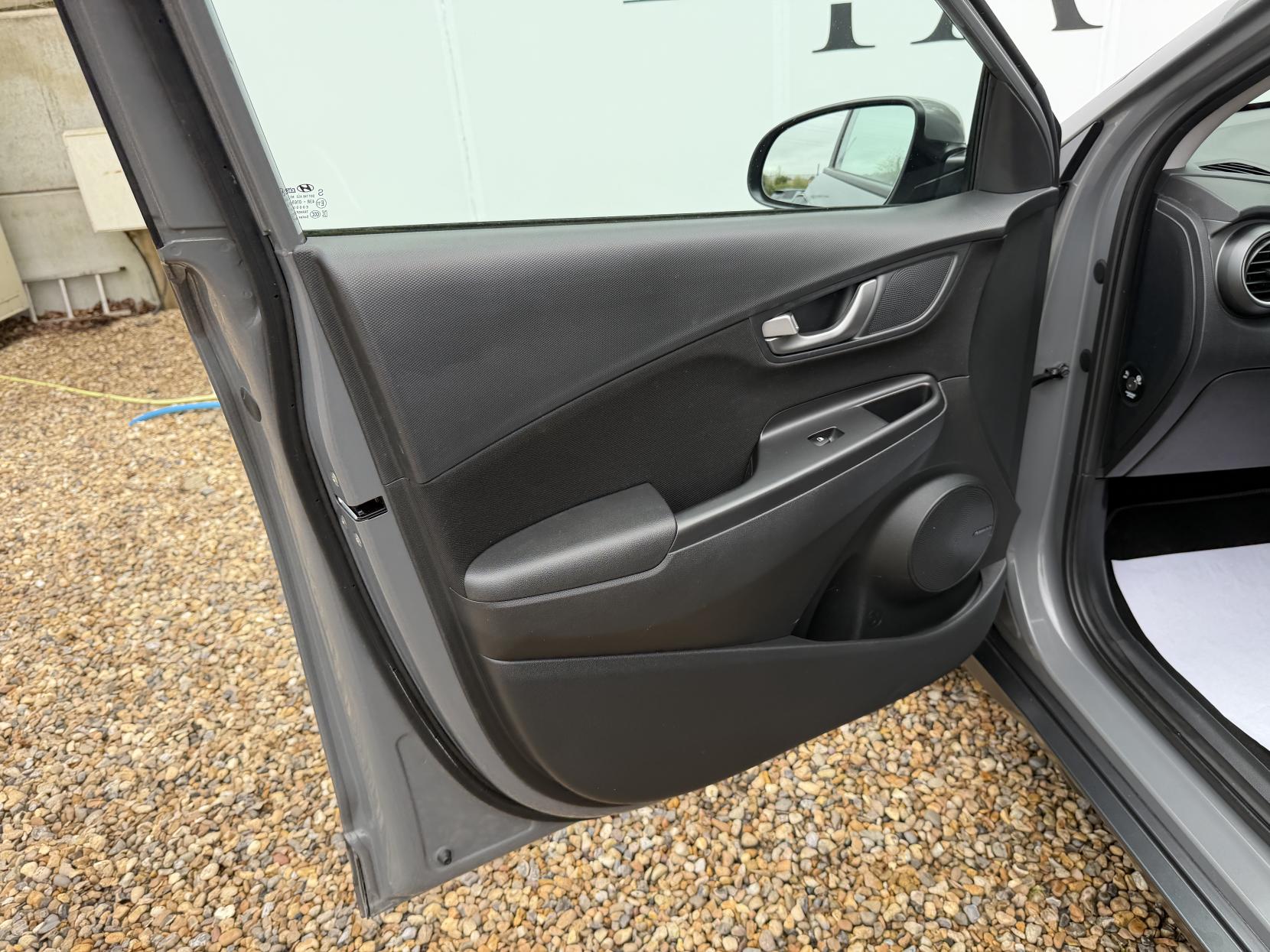 Hyundai KONA 1.0 T-GDi Premium SUV 5dr Petrol Manual Euro 6 (s/s) (120 ps)