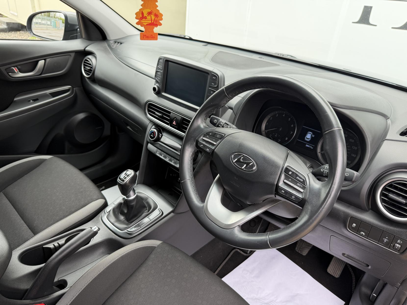 Hyundai KONA 1.0 T-GDi Premium SUV 5dr Petrol Manual Euro 6 (s/s) (120 ps)