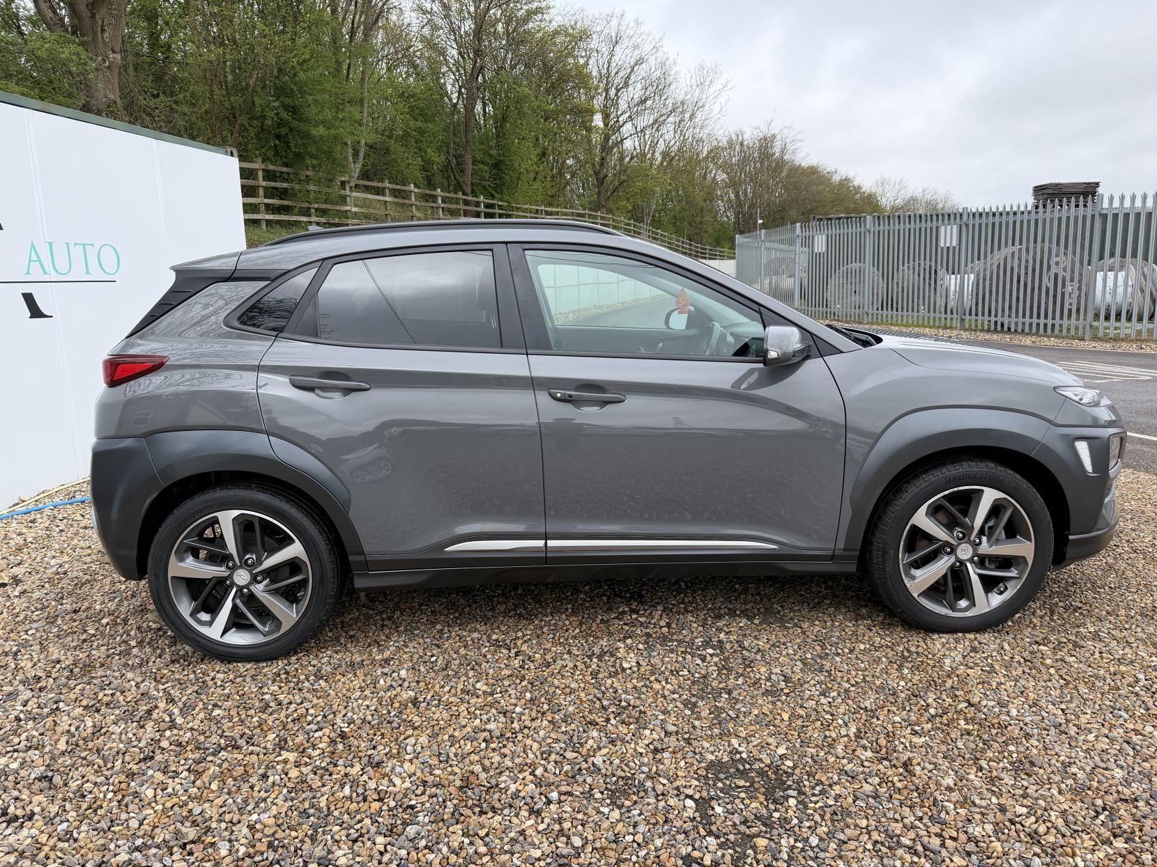 Hyundai KONA 1.0 T-GDi Premium SUV 5dr Petrol Manual Euro 6 (s/s) (120 ps)