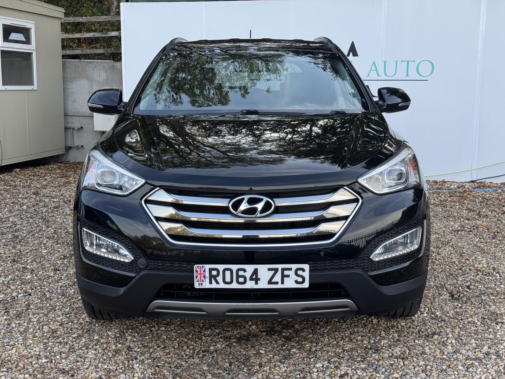 Hyundai Santa Fe 2.2 CRDi Premium SUV 5dr Diesel Auto 4WD Euro 5 (5 seat) (194 bhp)