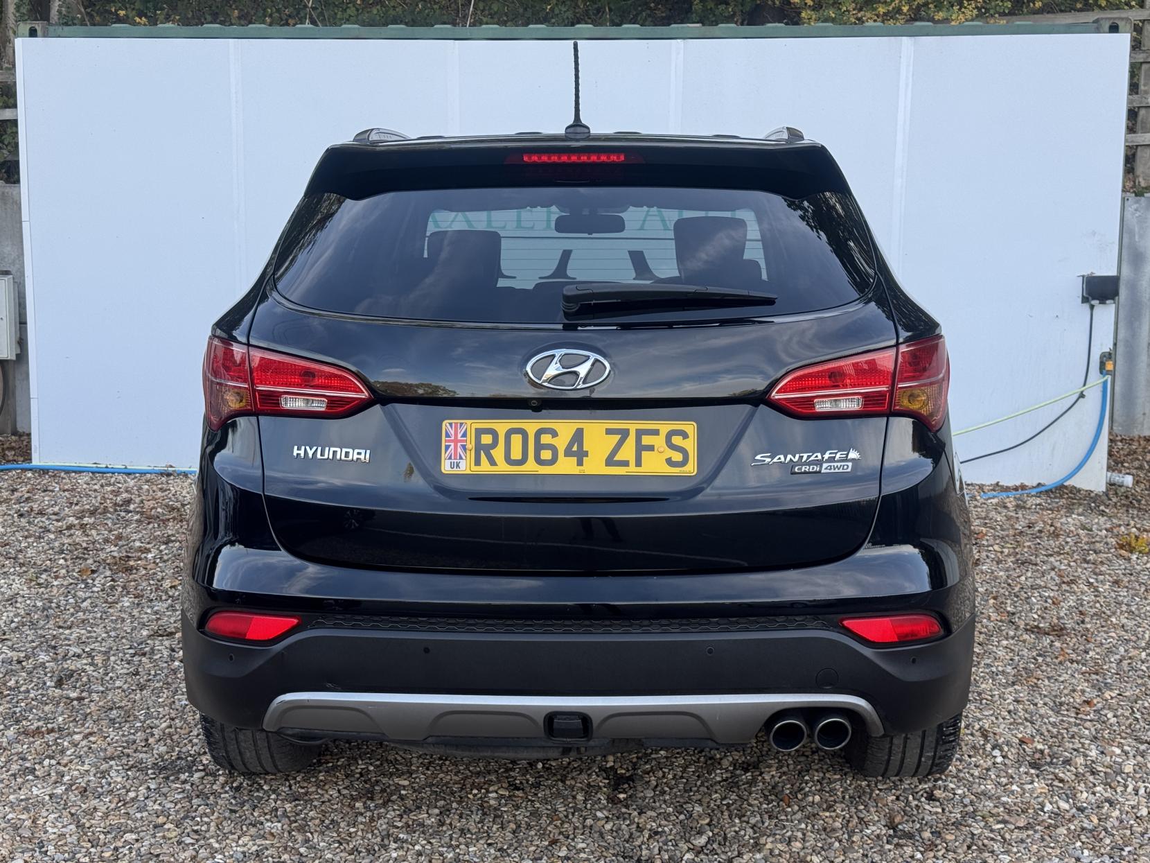 Hyundai Santa Fe 2.2 CRDi Premium SUV 5dr Diesel Auto 4WD Euro 5 (5 seat) (194 bhp)