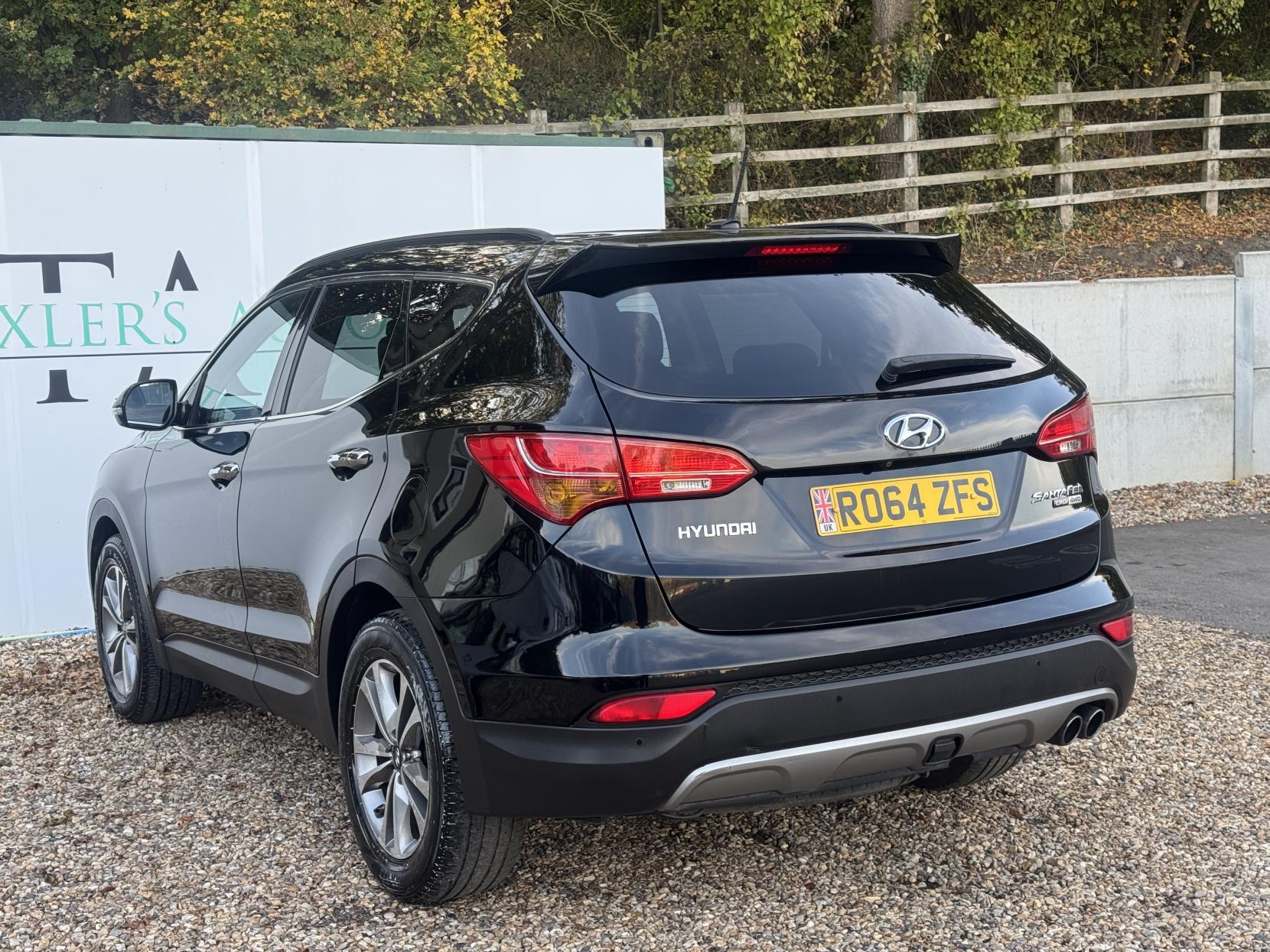 Hyundai Santa Fe 2.2 CRDi Premium SUV 5dr Diesel Auto 4WD Euro 5 (5 seat) (194 bhp)