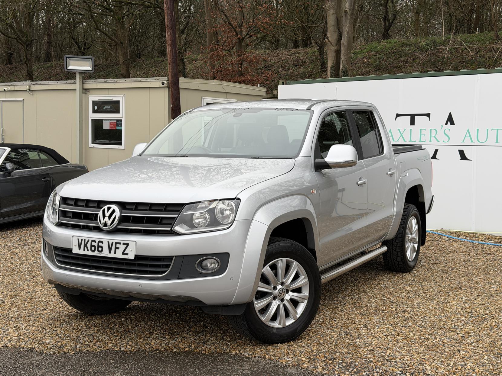 Volkswagen Amarok 2.0 BiTDI BlueMotion Tech Highline Pickup Double Cab 4dr Diesel Auto 4Motion Euro 5 (s/s) (180 ps)