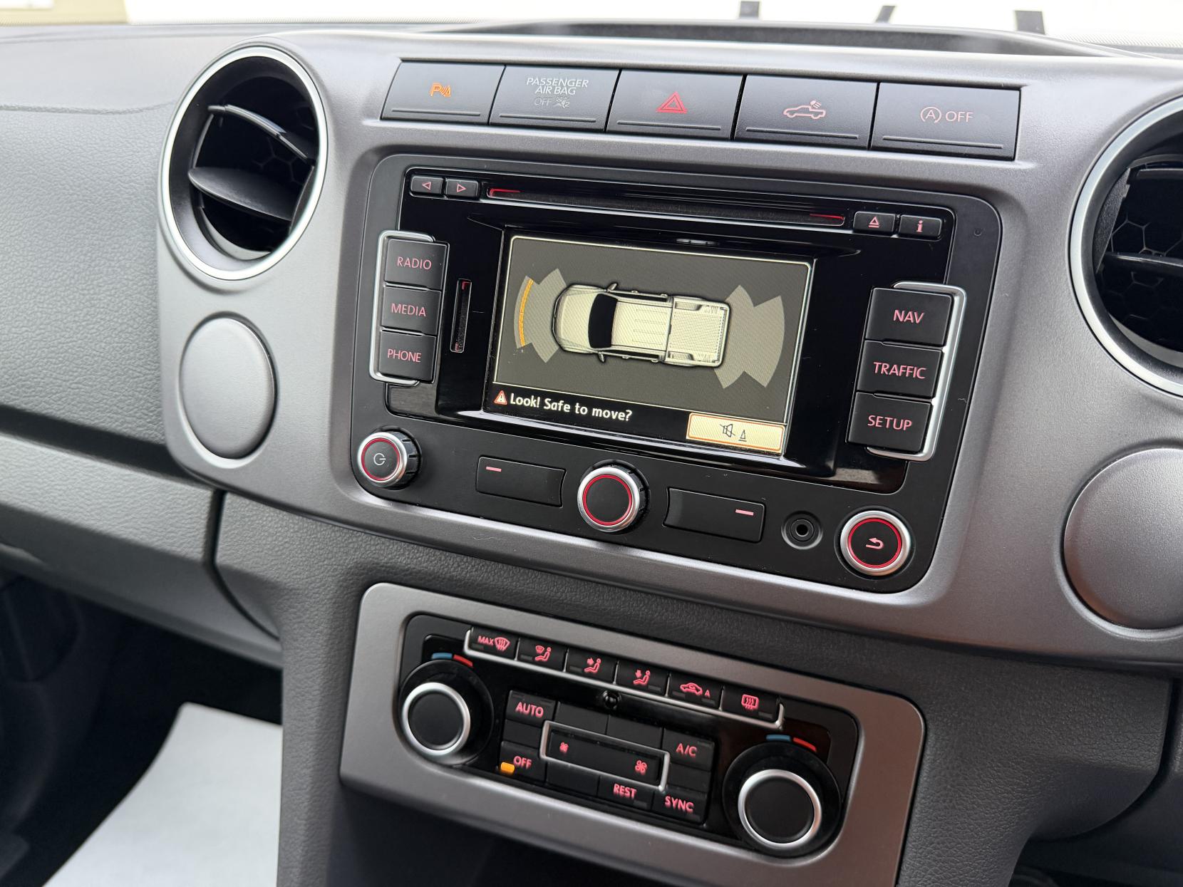 Volkswagen Amarok 2.0 BiTDI BlueMotion Tech Highline Pickup Double Cab 4dr Diesel Auto 4Motion Euro 5 (s/s) (180 ps)