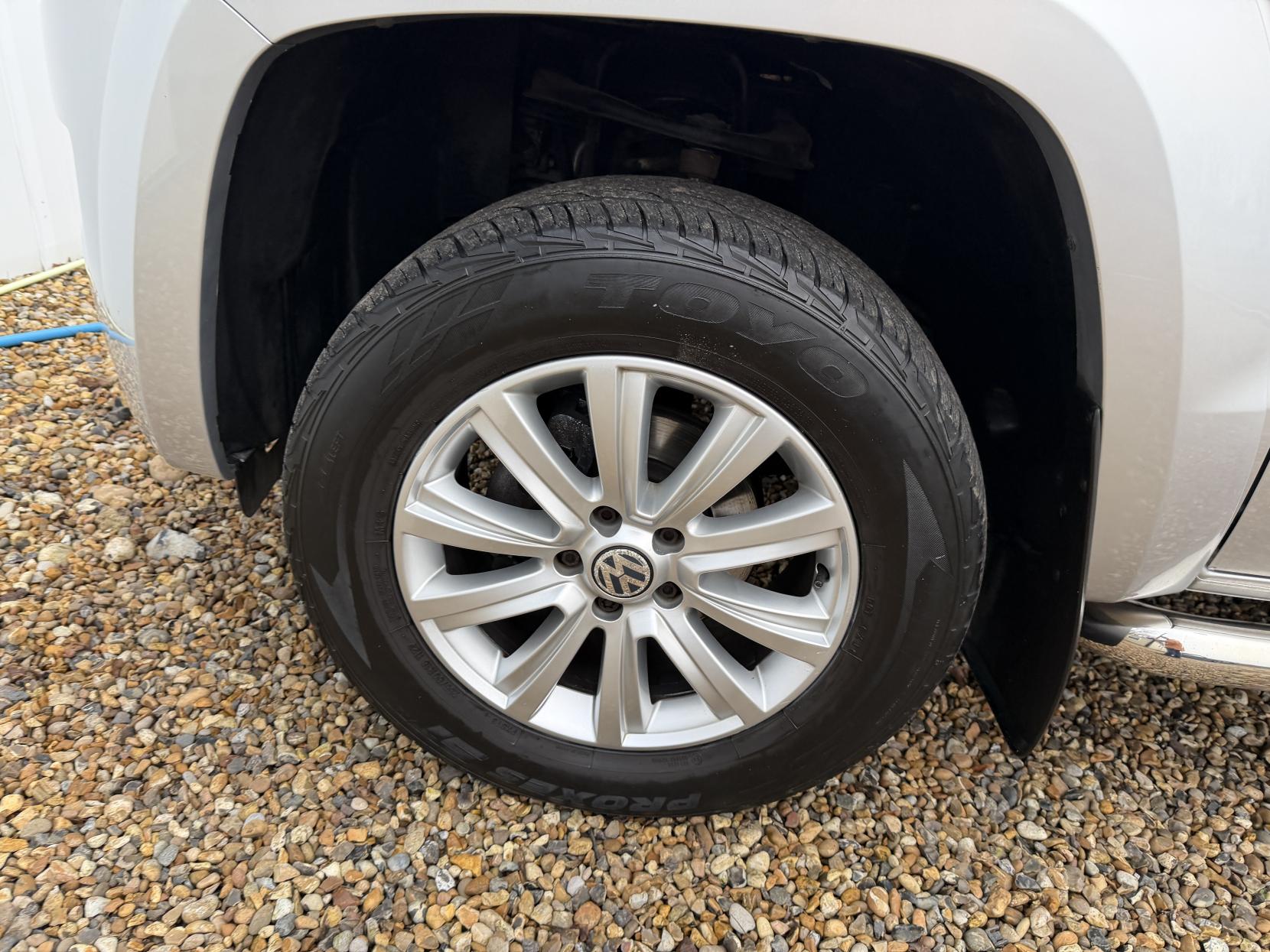 Volkswagen Amarok 2.0 BiTDI BlueMotion Tech Highline Pickup Double Cab 4dr Diesel Auto 4Motion Euro 5 (s/s) (180 ps)