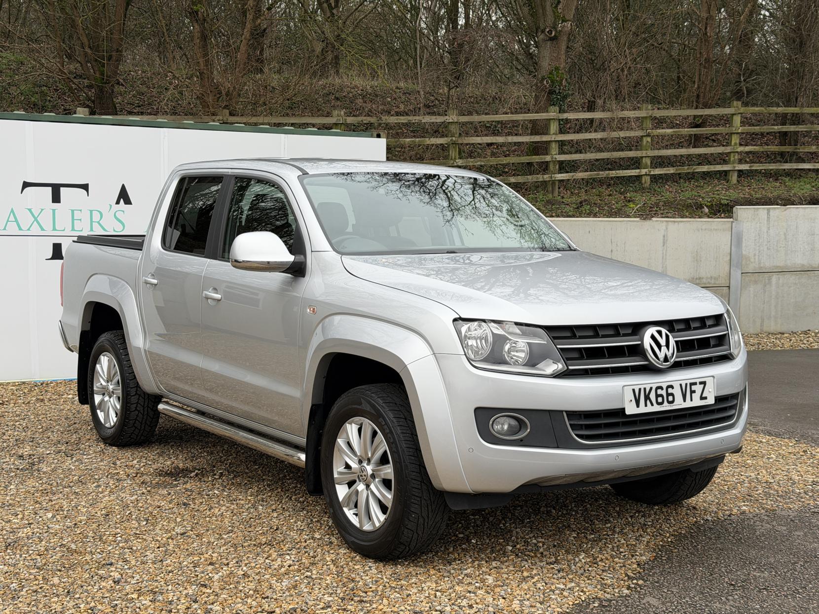 Volkswagen Amarok 2.0 BiTDI BlueMotion Tech Highline Pickup Double Cab 4dr Diesel Auto 4Motion Euro 5 (s/s) (180 ps)