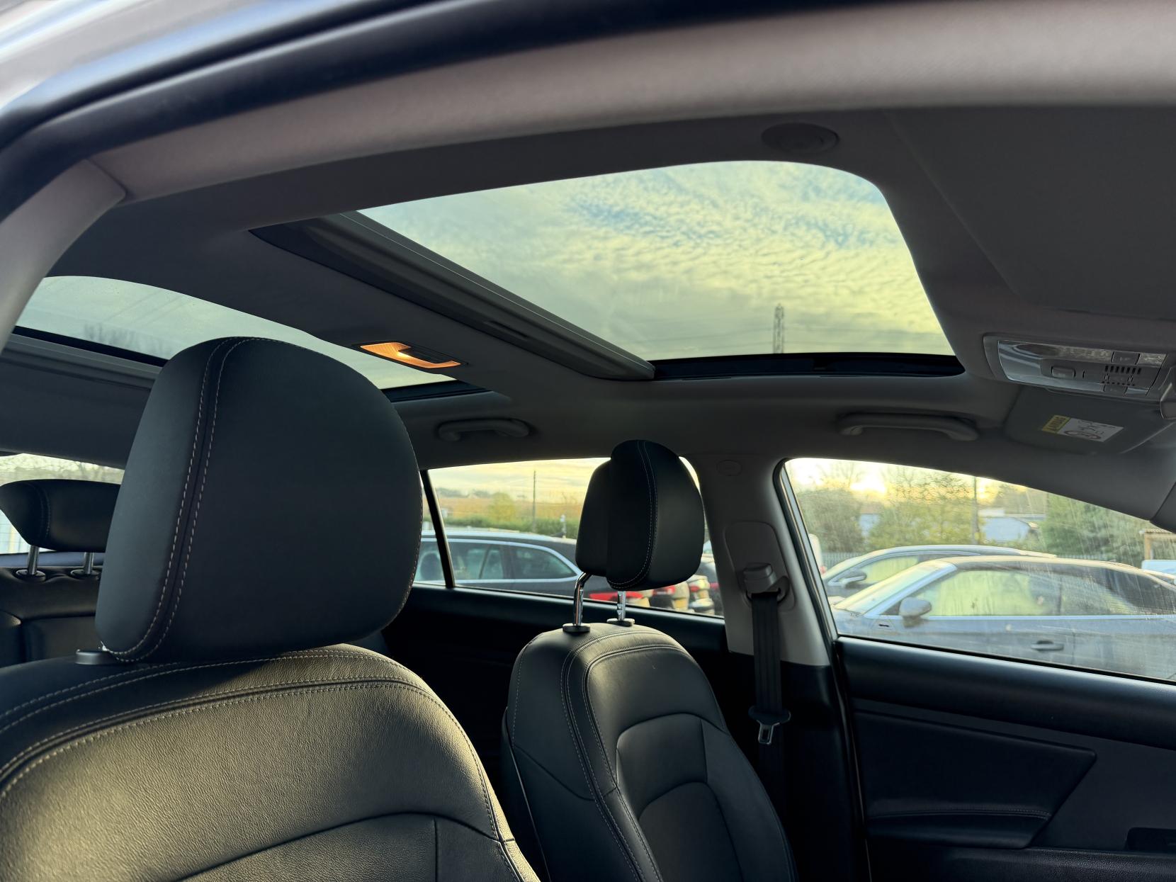 Kia Sportage 2.0 CRDi KX-2 SUV 5dr Diesel Auto AWD Euro 5 (134 bhp)