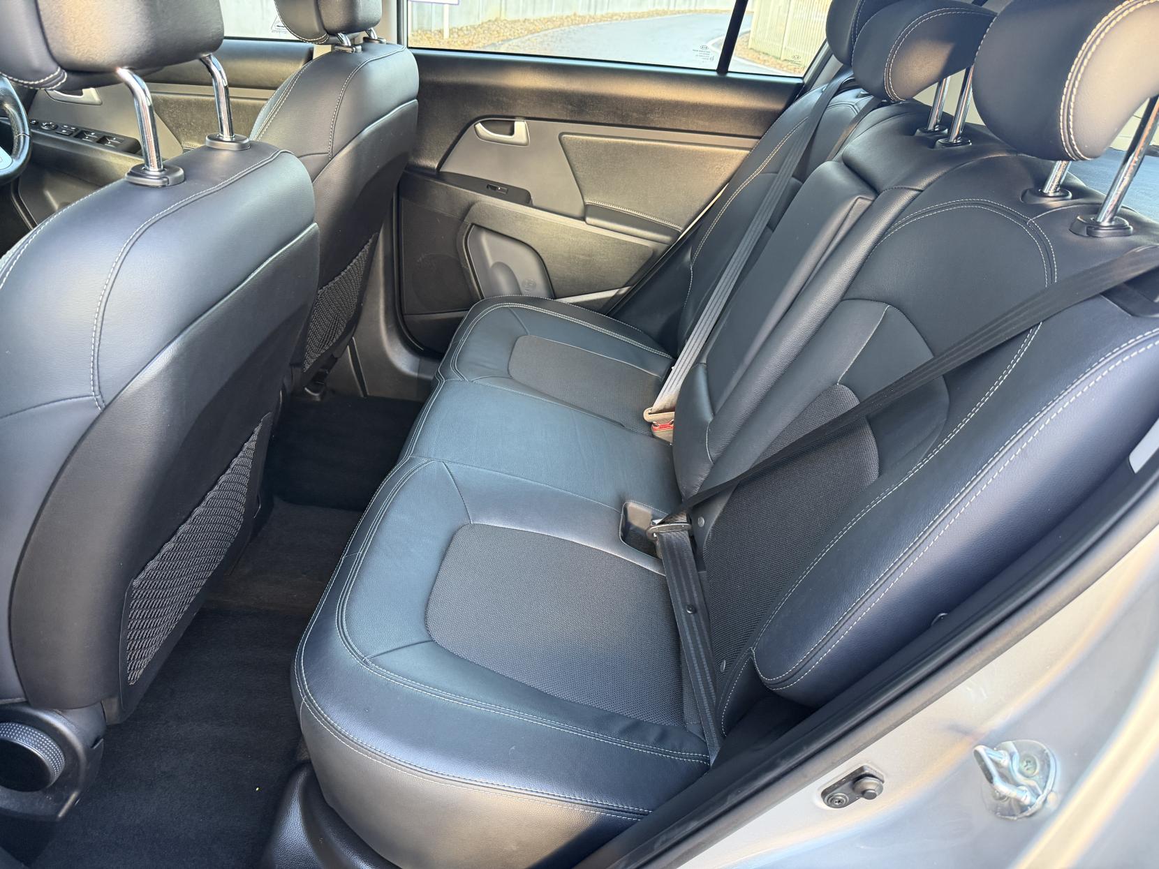 Kia Sportage 2.0 CRDi KX-2 SUV 5dr Diesel Auto AWD Euro 5 (134 bhp)