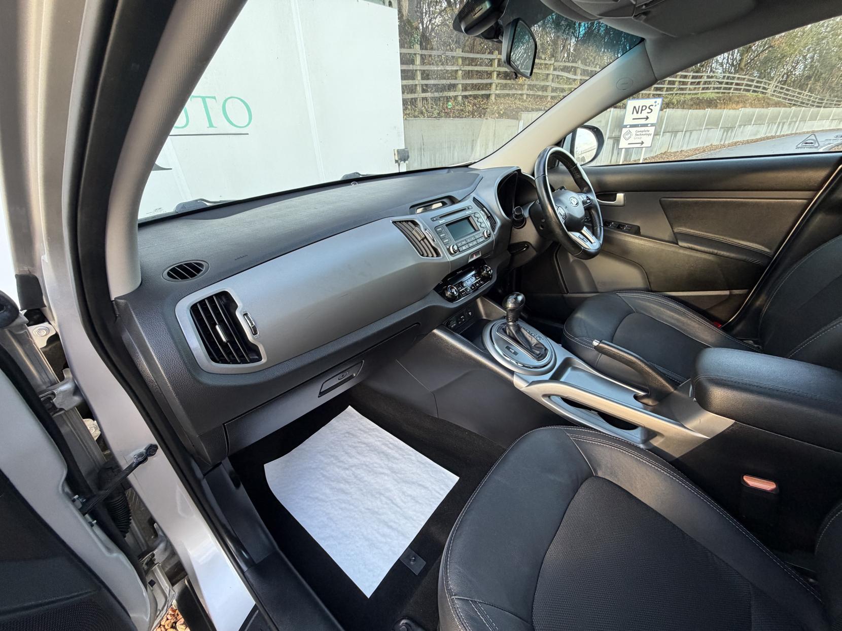 Kia Sportage 2.0 CRDi KX-2 SUV 5dr Diesel Auto AWD Euro 5 (134 bhp)